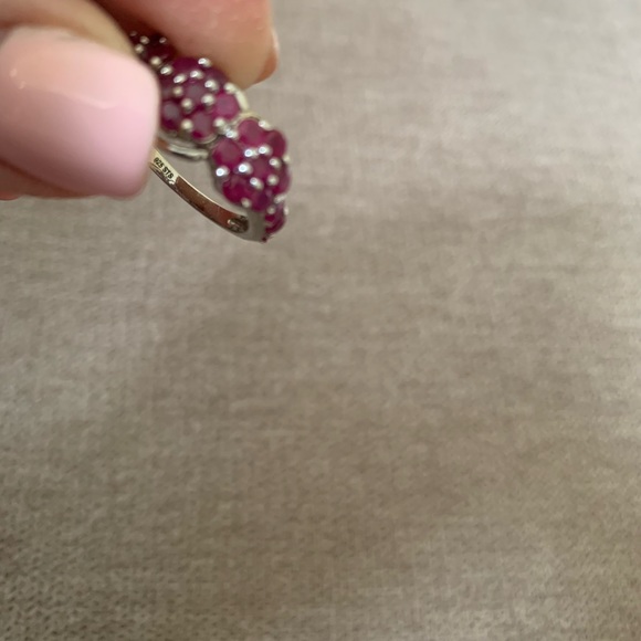 Estate find Rubies and silver ring - Picture 7 of 8
